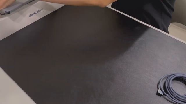 unboxing Macbook Air M2 2022 | (not that aesthetic) | Midnight?