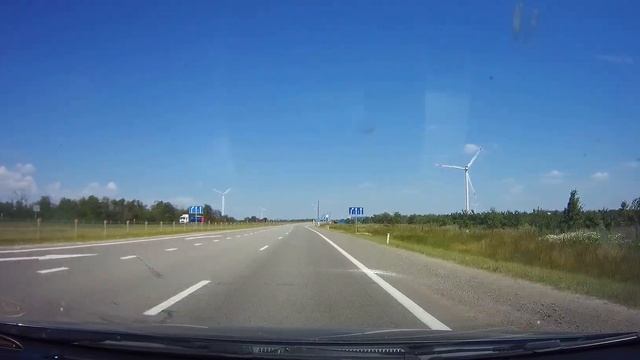 Ветряные мельницы на трассе м-4 дон съезд на А-260 Ростов-на-Дону - Волгоград