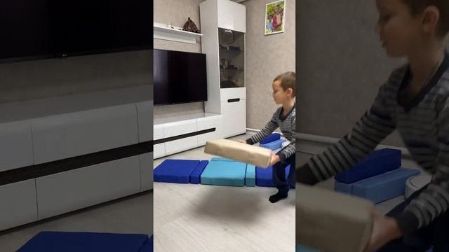 Из набора Новичок строим Летающее кресло