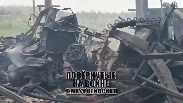 Кадры уничтоженных ангаров ВСУ,русскими ракетчиками,вместе с бронетехникой и всеми кто там находился
