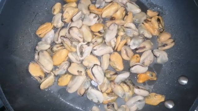 Как вкусно и быстро приготовить мидии? Мидии за 7 мин в соевом соусе.
