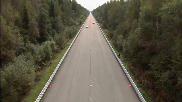 Nissan GT R Stage 2 vs Nissan GT R Stock.