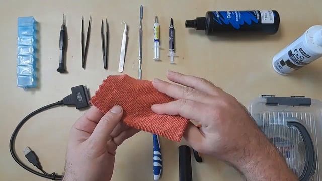 Инструменты и аксессуары для ремонта и обслуживания ноутбуков
