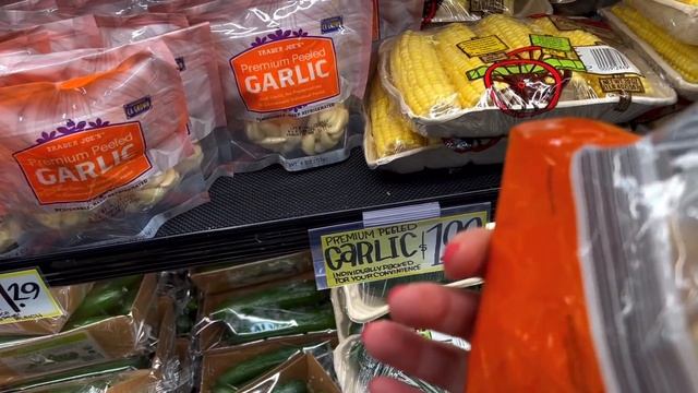 США Покупки в Trader Joes  Готовлю мясной пирог из слоеного теста  Гуляем