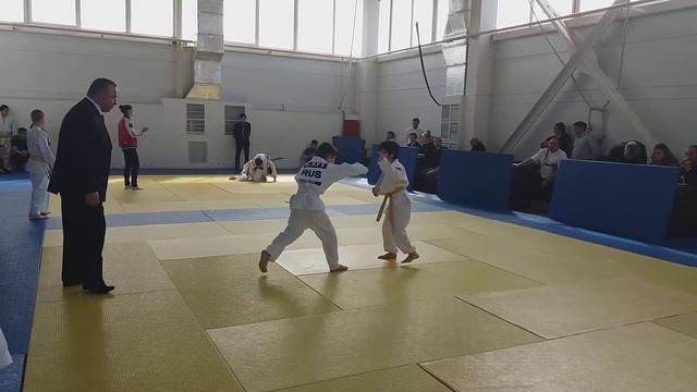 БРАТЬЯ МАНУКЯНЫ