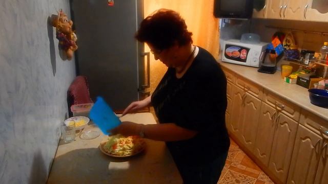 Запеканка из макарон, помидор и сыра.