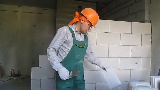 Процес кладки перегородок   29 Августа   2018 г .