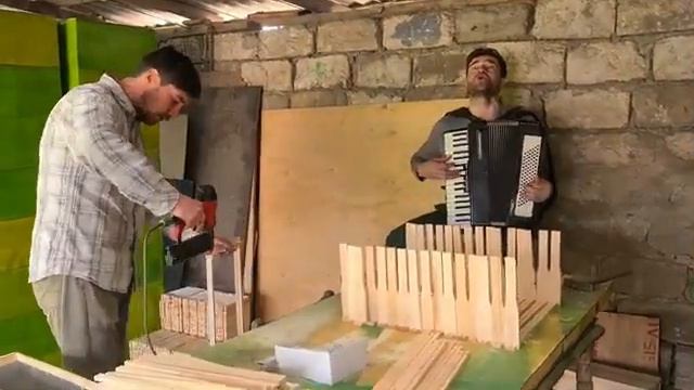 богар Братья из Михайловки. Этот мир идёт строго по курсу.