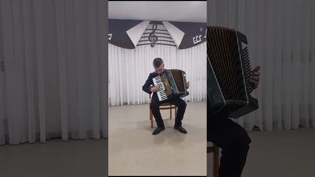 "Меланхолический вальс" А. Даргомыжского, исп. Линьков Андрей