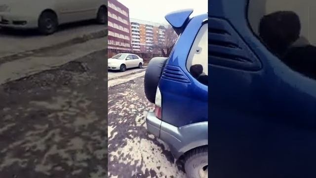Старый Toyota Land Cruiser Prado за 1млн рублей , стоит того?