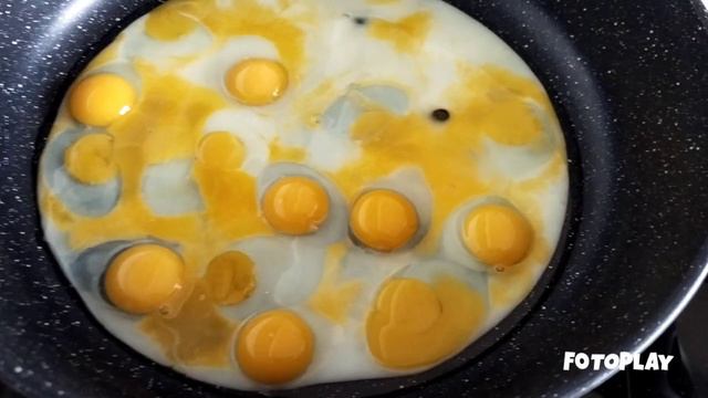 делаем яичницу из перепелиных яиц