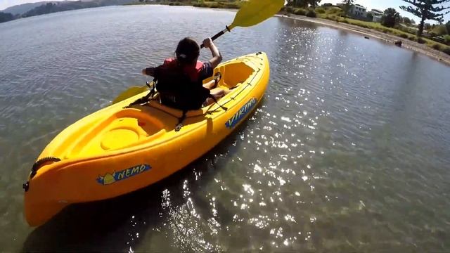 testing the new Viking  kayaks, Kayak Lessons, Ohiwa Harbour Ohope S.1 EP.6