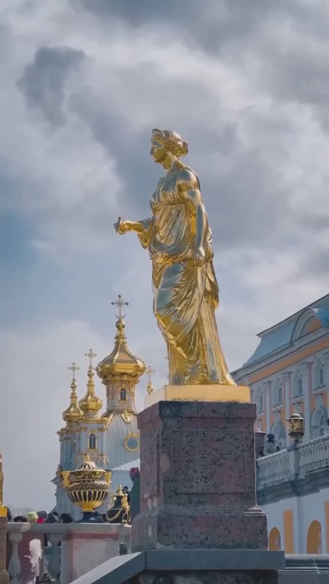 Золотые скульптуры Петергофа, Санкт-Петербург