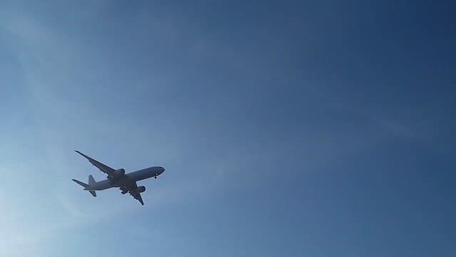 Боинг 777-300ER "NordWind" посадка в Шереметьево.