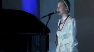 Валентина Рябкова поёт о Родине