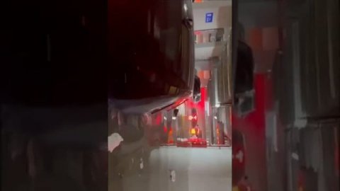 Паркинг в Дубае после наводнения