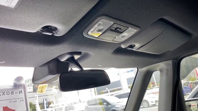 【Honda N-BOX SLASH】中古車みてきたけど、製造中止だってね。でも良い車だと思うよ。