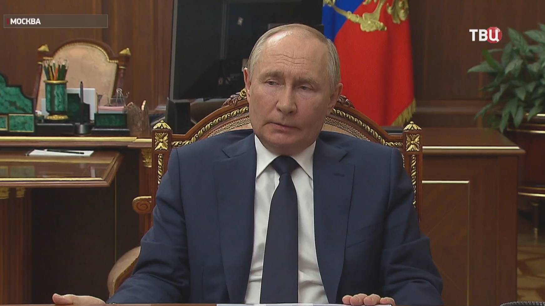 Путин обсудил с главой "Ростеха" укрепление обороноспособности страны / События на ТВЦ