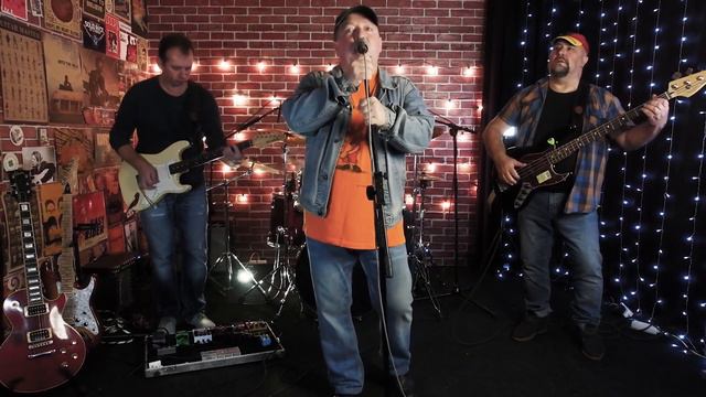 Сезон - Я ищу работу live in HR studio