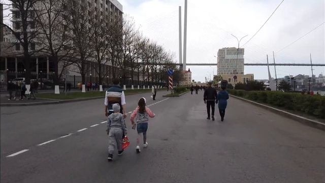 День Победы после парада. Паровоз серии Л.