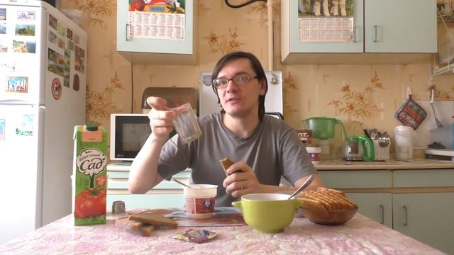 ОБЖОР. MUKBANG. ДОМАШНИЙ СУП И НЕДОМАШНЕЕ ПЮРЕ
