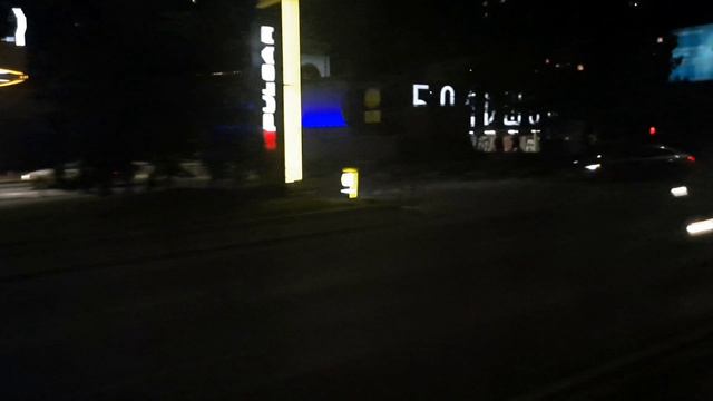 НОЧНОЙ РОСТОВ, Улица Красноармейская, вид из окна автобуса среди ночи