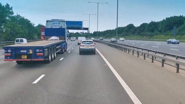 Travel UK. North London to Basingstoke