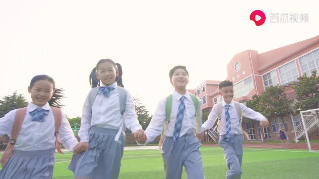 Официальная реклама в Китае системы детской оздоровительной гимнастики "Ба Дуань Цзин для детей"