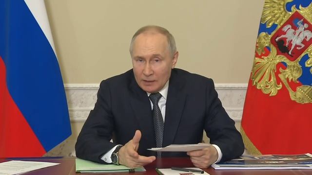 В. Путин запустил трамвай в Мариуполе.mp4