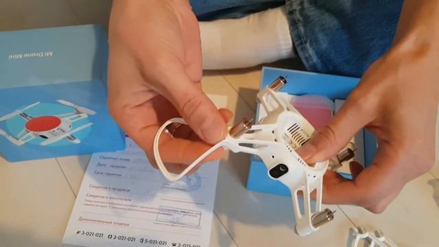Распаковка - Квадрокоптер Xiaomi Mi Drone Mini / LKU4042GL