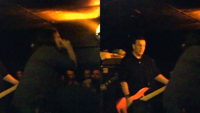 3D Live Music - The Adolescents à L'Heretic (Bordeaux) part 01 - 09/12/09 - (yt3d)