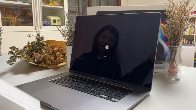 [Eng] 2020 맥북프로 16인치 언박싱 / 16” Macbook Pro Unboxing (유튜버들에게 추천하는 렙탑)