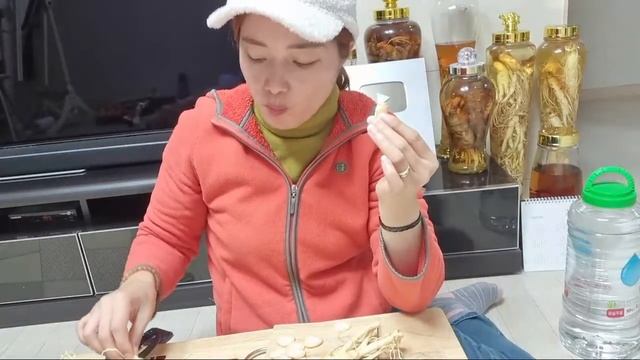 Cách Cắt Hoa Nhân Sâm Đơn giản Tại Nhà Hàn Quốc