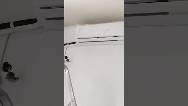 Вакуумация кондиционера Quattro Clima