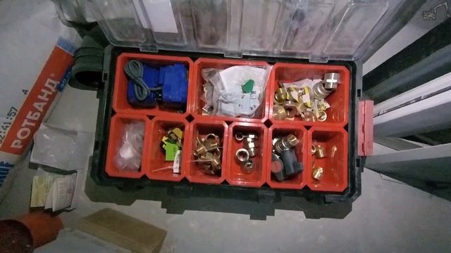 Заливка пола в ванной, гидроизоляция, КЕРАМОГРАНИТ