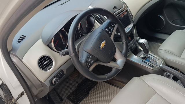 Шевроле Круз ,1,8 акпп .Авто продан.