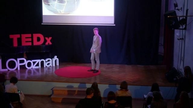 Asymmetric - The Spread Of Imperfect Art | Michał Kozicki | TEDxIILOPoznań
