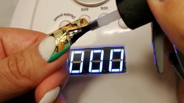Коррекция накладных ногтей.