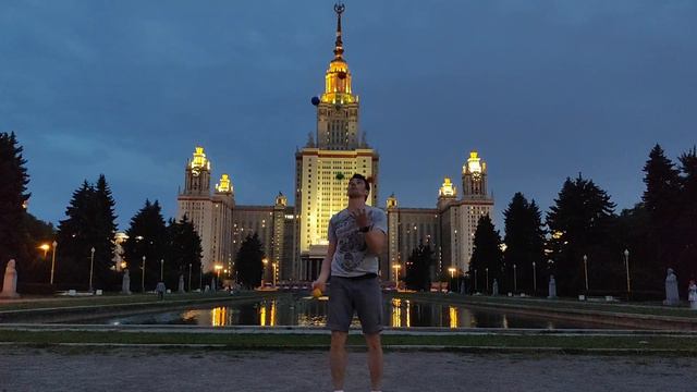 Moscow juggling