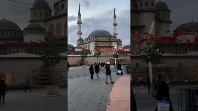 Намаз в Стамбуле
