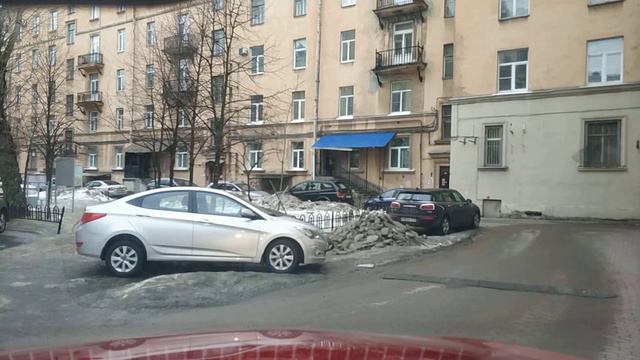 2022.02.25. Погода Петербург. 09:48. +1°. Все врут. Только я честно про погоду.