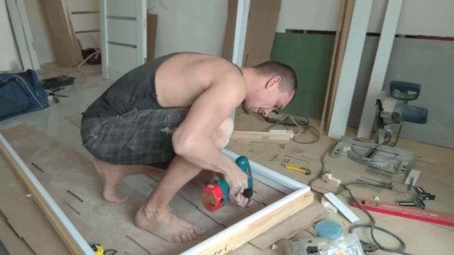 как разширить коробку с помощью доборной планки Макс дверной Запорожье