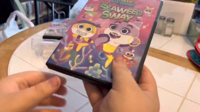 Baby Shark’s Big Show! The Seaweed Sway DVD Unboxing