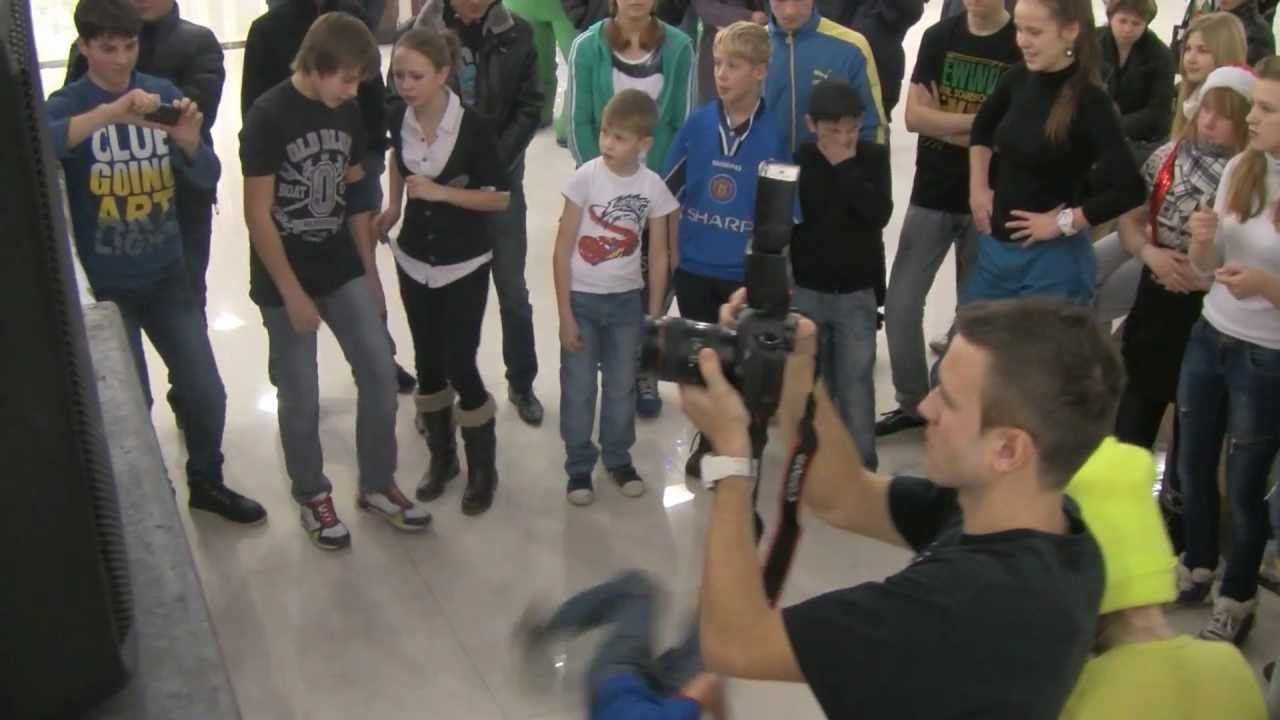 Good Foot в ТРЦ РИО - Magic dance (18:40 28.12.2012)