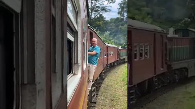 Наш директор Дмитрий Васильевич Афанасьев делится видео из путешествия по Шри-Ланке!