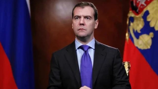 Европа в истерике! Медведев ПОСЛАЛ ЕВРОПЕ мощное послание// Россия -ЕВРОПА понеслась