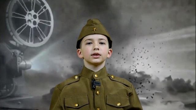 Бойко Егор Макеевка читает стихотворение Андрея Дементьева