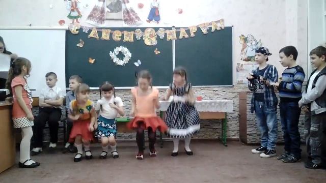 Праздник в школе 8 марта,2016 г. Славянск