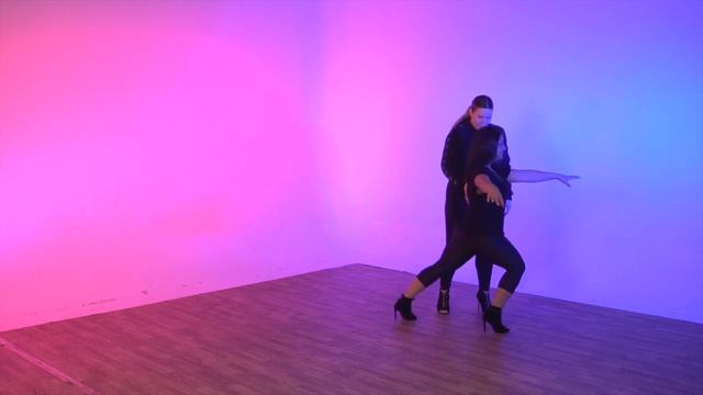 Army of Sass: Heels 101 with Courtney