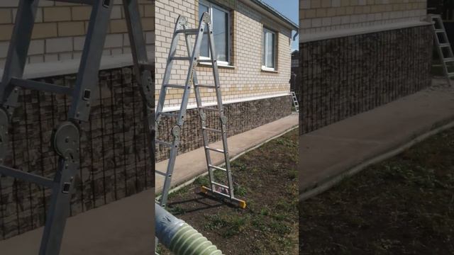 Утепление эковатой стен дома, обложенного кирпичом.